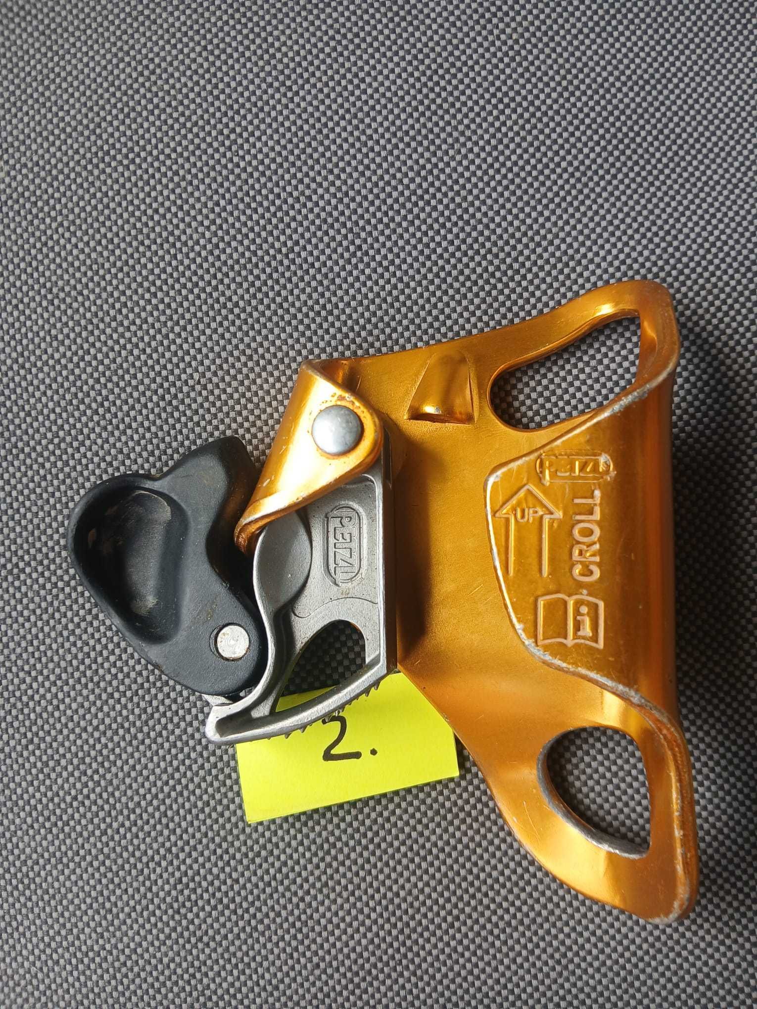 Przyrząd zaciskowy Croll L Petzl 2