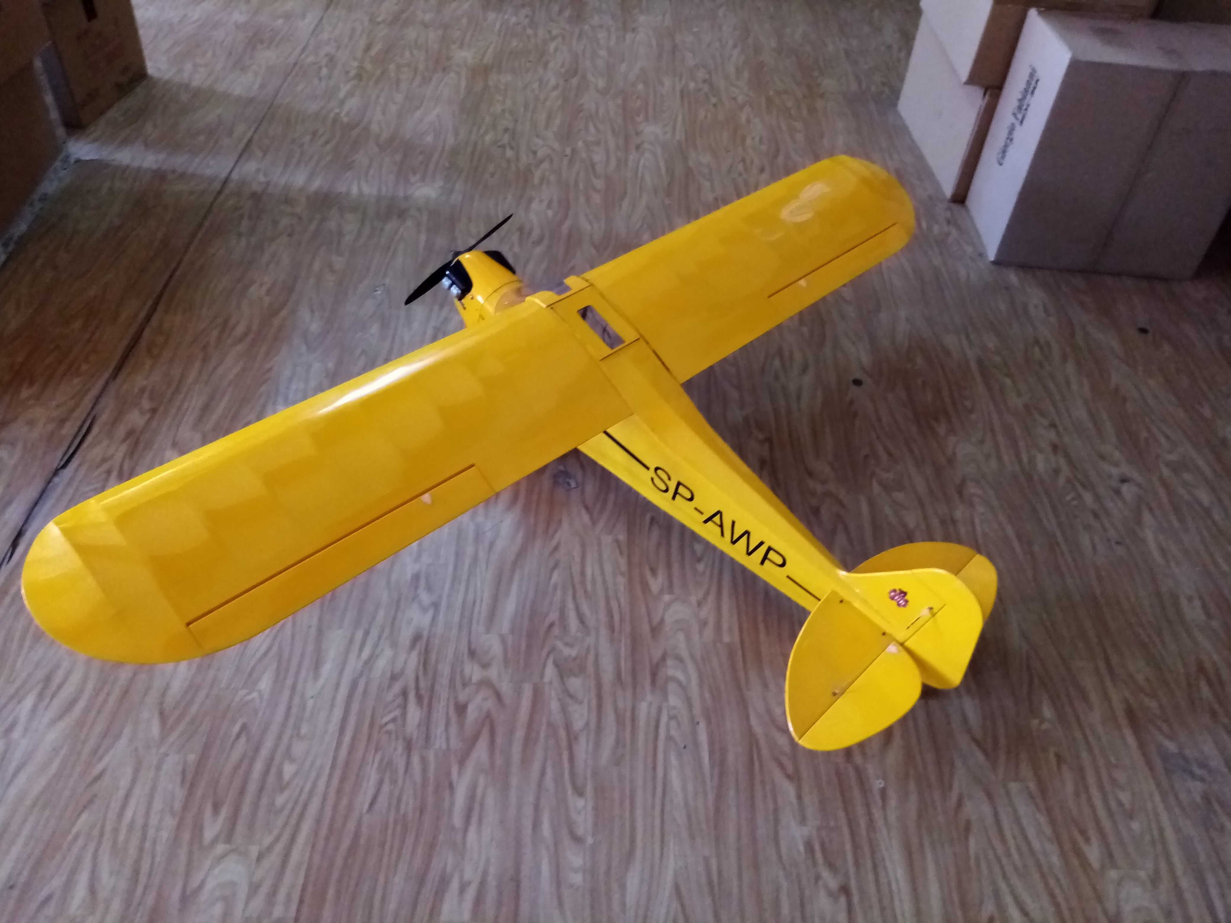 Model RC  Piper J-3 Cub