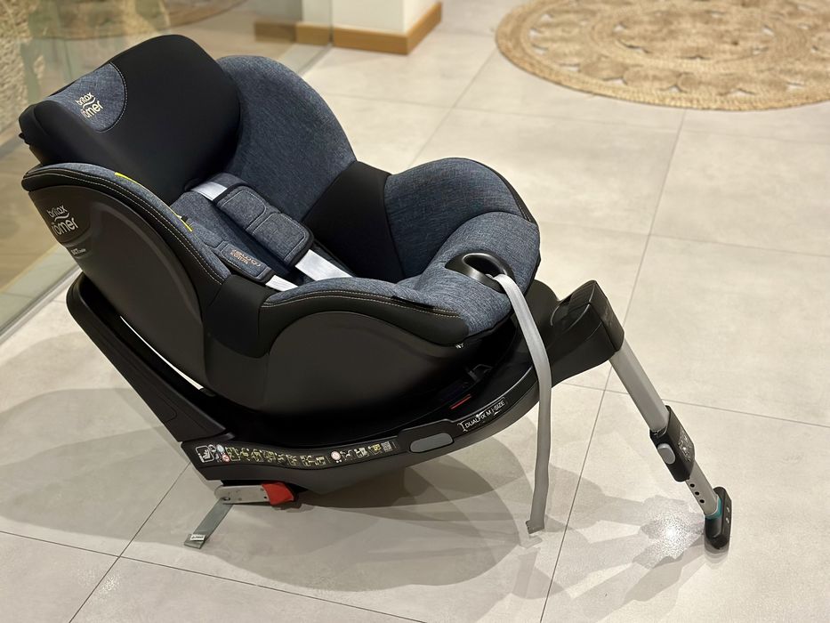 Britax Romer Fotelik Dualfix M I-SIZE blue marble