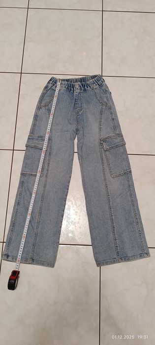 Джинси для дівчинки.