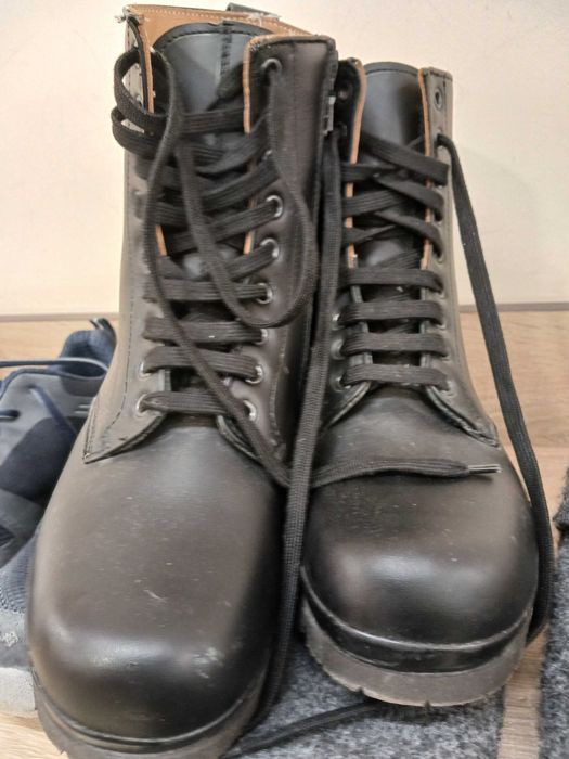 Військові берци MINERVA (Швейцарія), стан нових, 40 р., уст.260