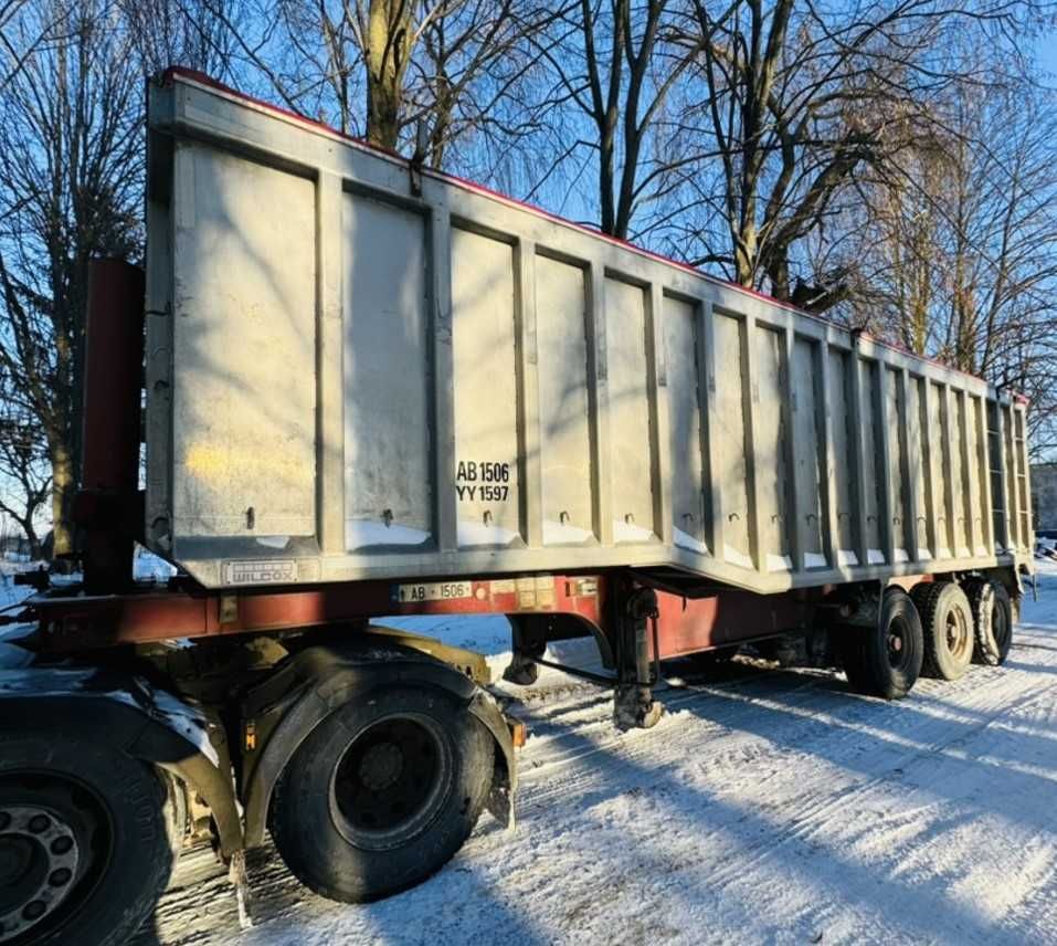 Напівпричіп самоскид Fruehauf DJD TA3 зерновоз 50м3 з Європи