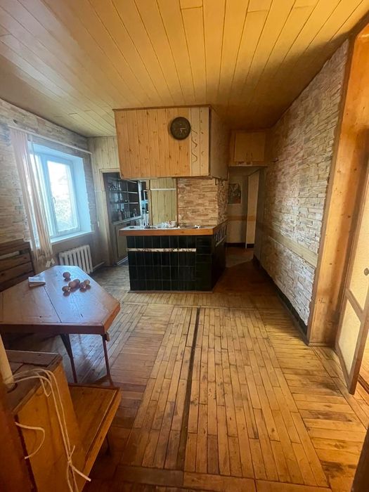 Продаю двухэтажный дом с  садом, баней и бассейном — район ЮТЗ