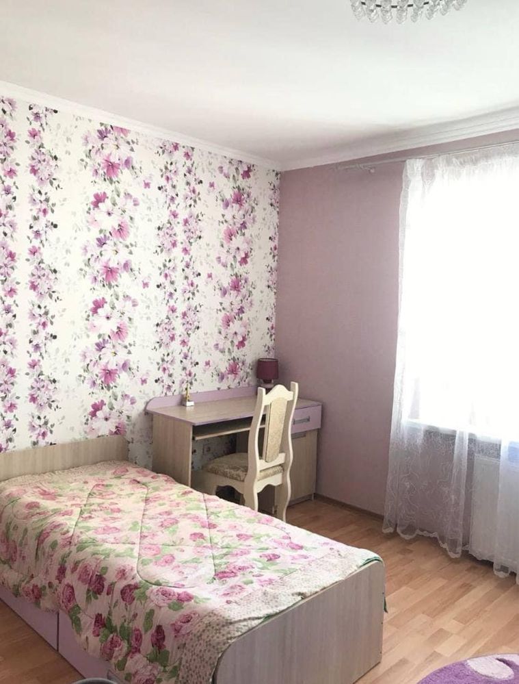 Продаж 3 кімнатної квартири вул Вовчинецька. Можливо по постановах
