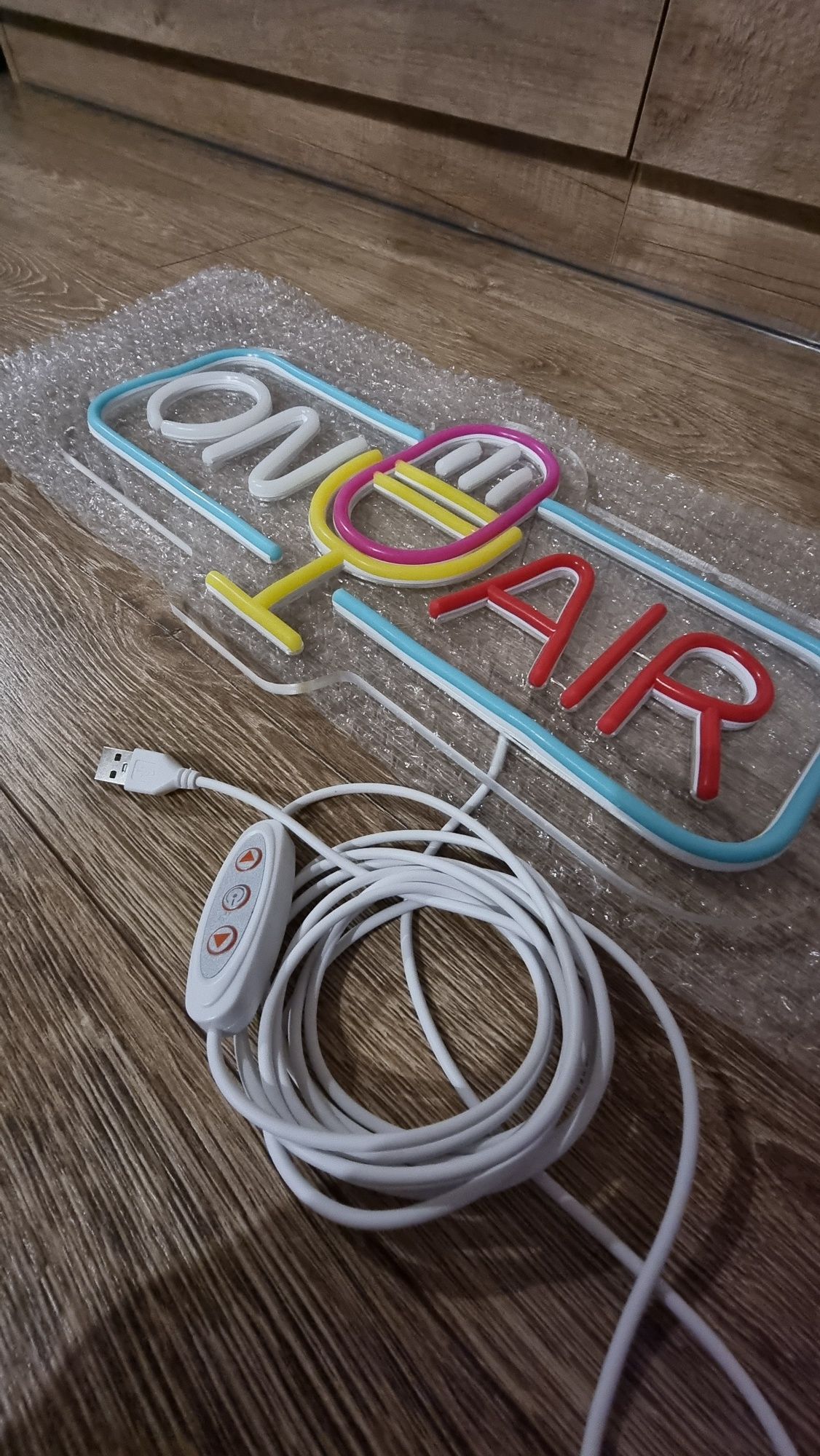 Neon led On Air ozdoba na ścianę do studia