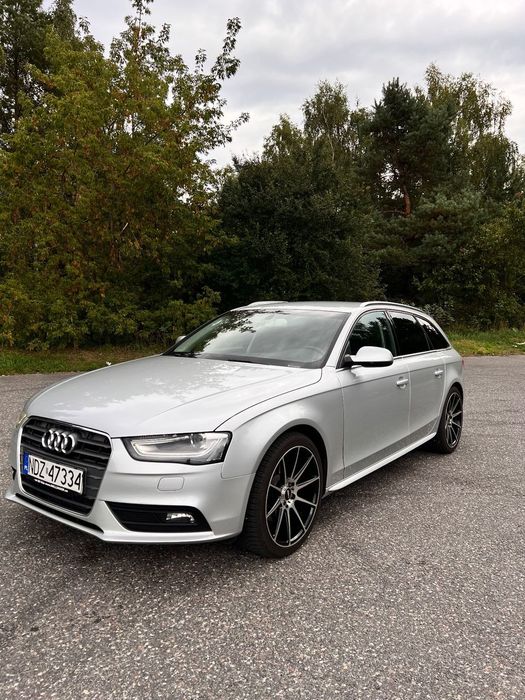 Audi A4 Audi A4 B8 2.0 TDI 163 KM S-line zewnętrzny 2013 – zadbane