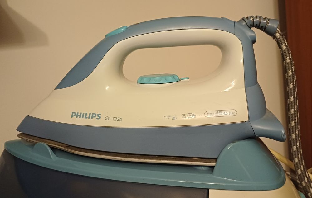 Ferro com caldeira Philips GC 7320