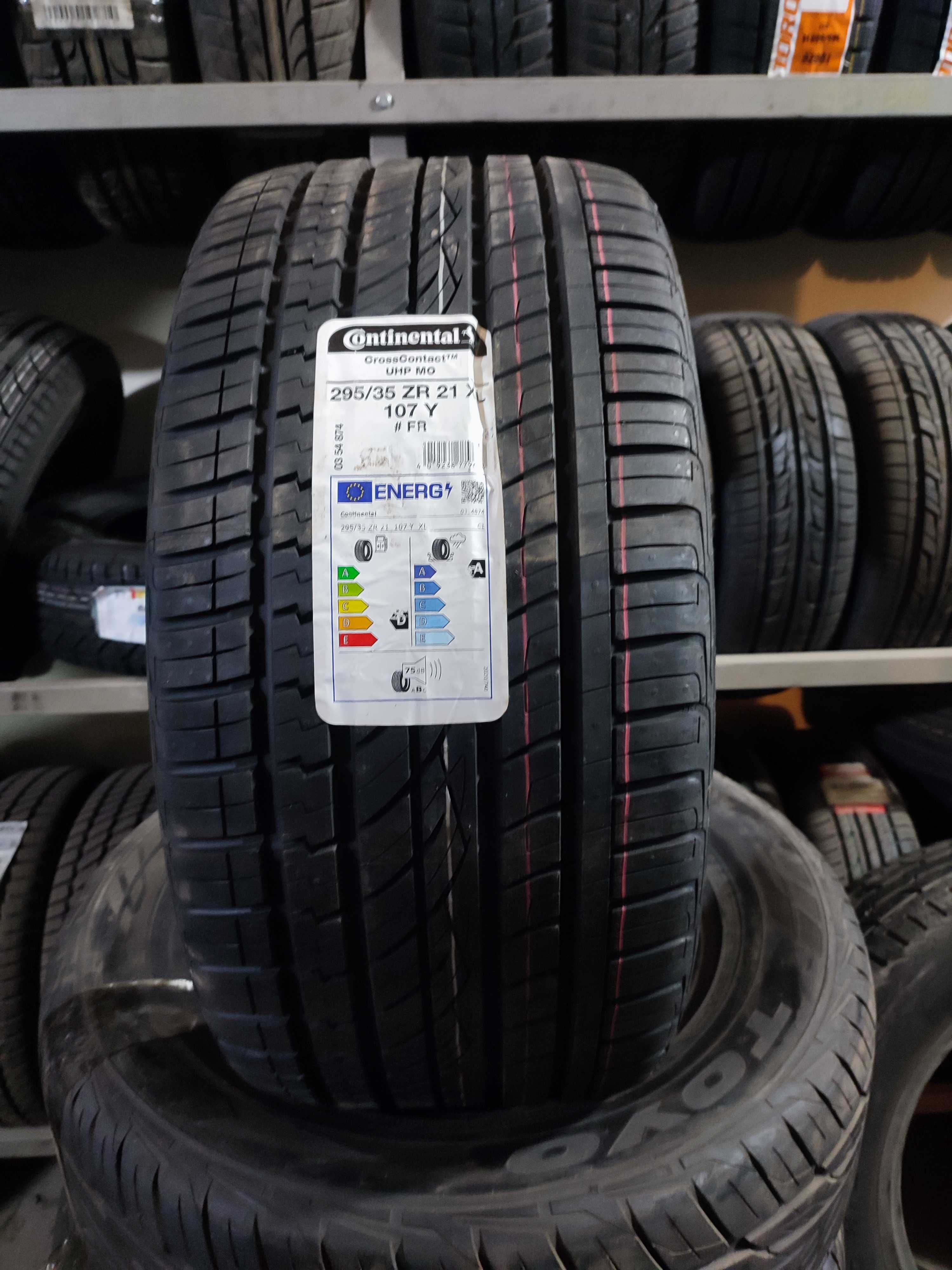 Шины новые 295/35 r21 Continental CrossContact UHP