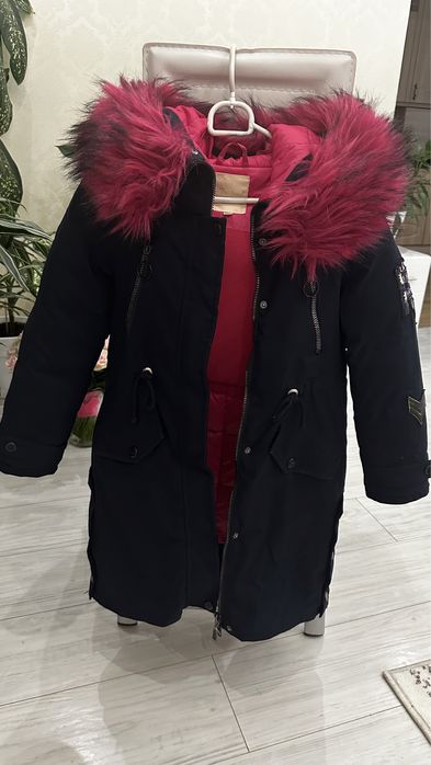 Зимова куртка/пальто/парка для дівчинки