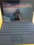Surface 3 com teclado em muito bom estado.