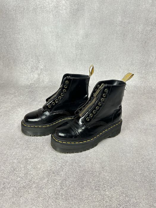 Жіночі черевики Dr. Martens Vegan Sinclair