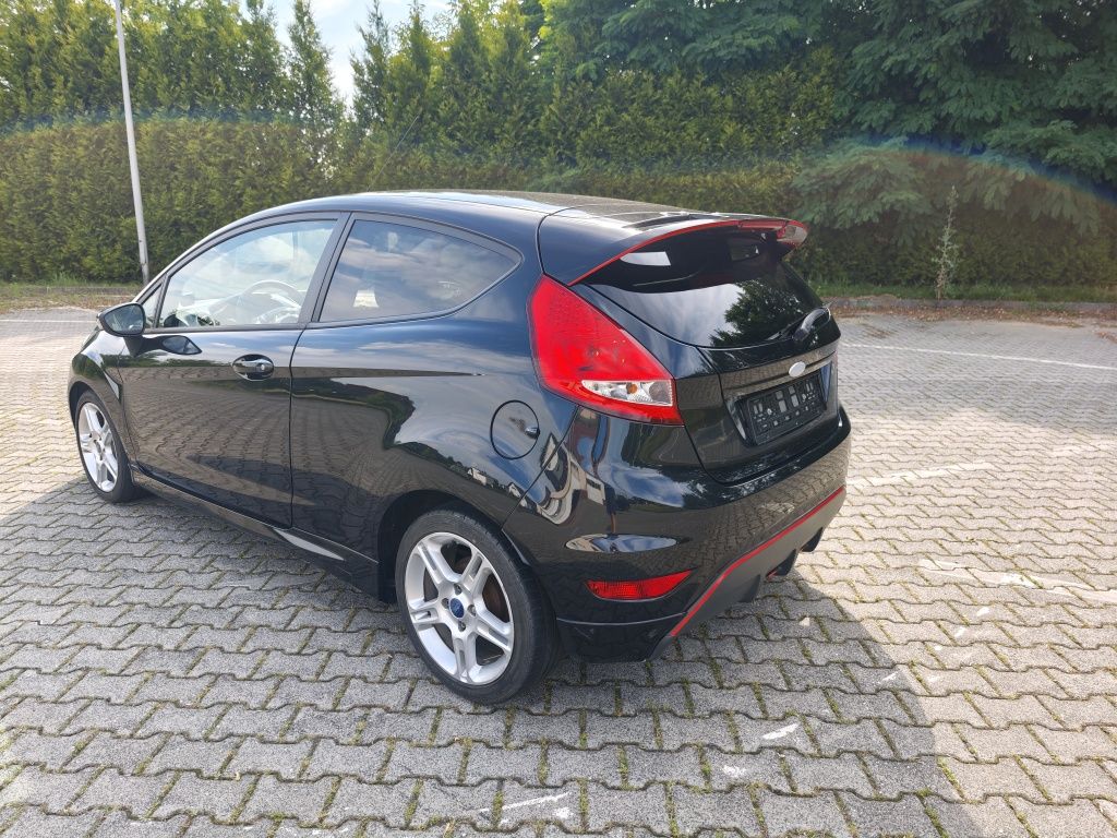 Ford Fiesta 1.6 SPORT