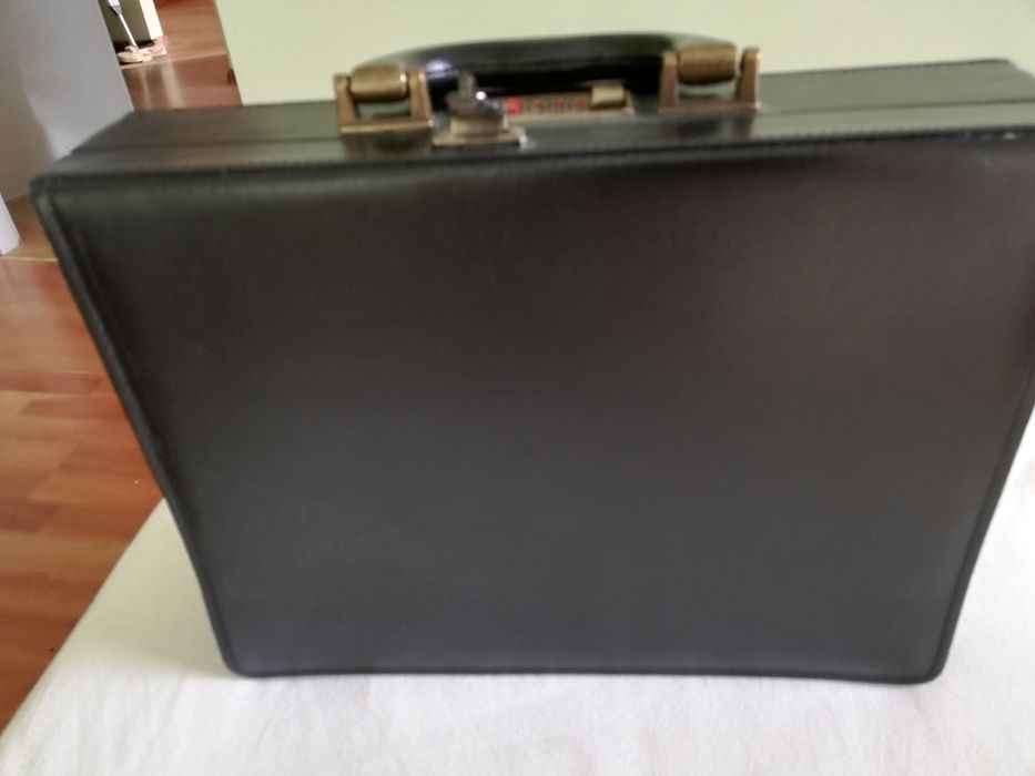 Skórzana elegancka aktówka damska