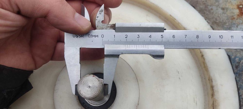 Гріндер шліфувальний станок