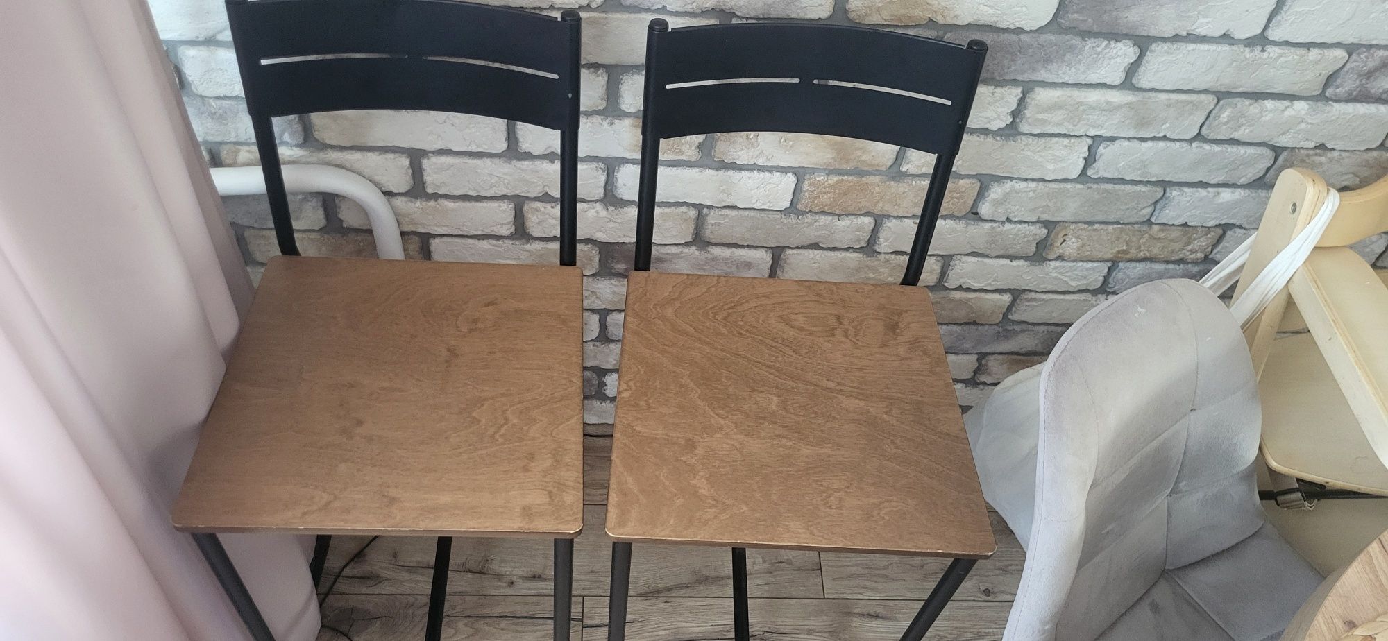 Stołek barowy ikea sandsbert czarno - brązowy 63 cm