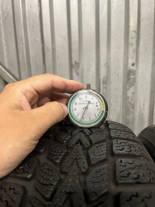 nr200 2 opony  zimowe używane Dunlop 165/65/15