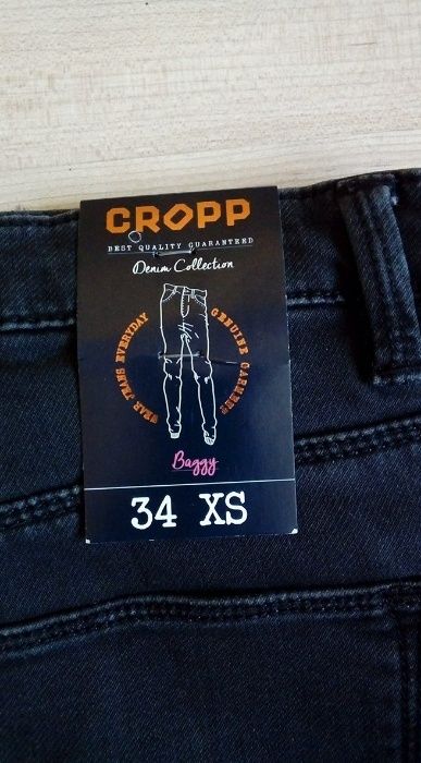 Spodnie cropp jeansy dżinsy ze ściągaczami