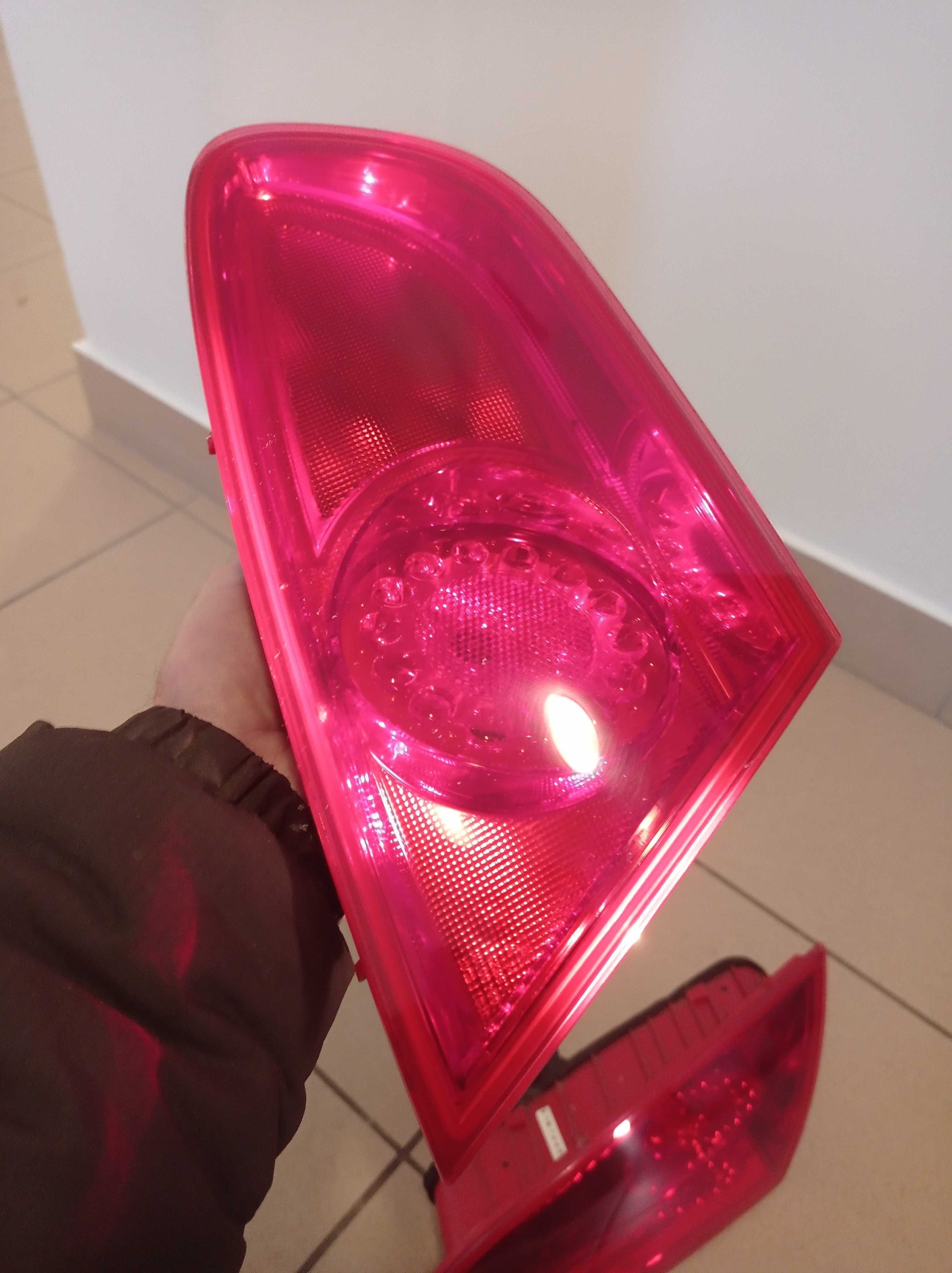 SEAT LEON II LIFT prawa tylna lampa w klapę bagażnika