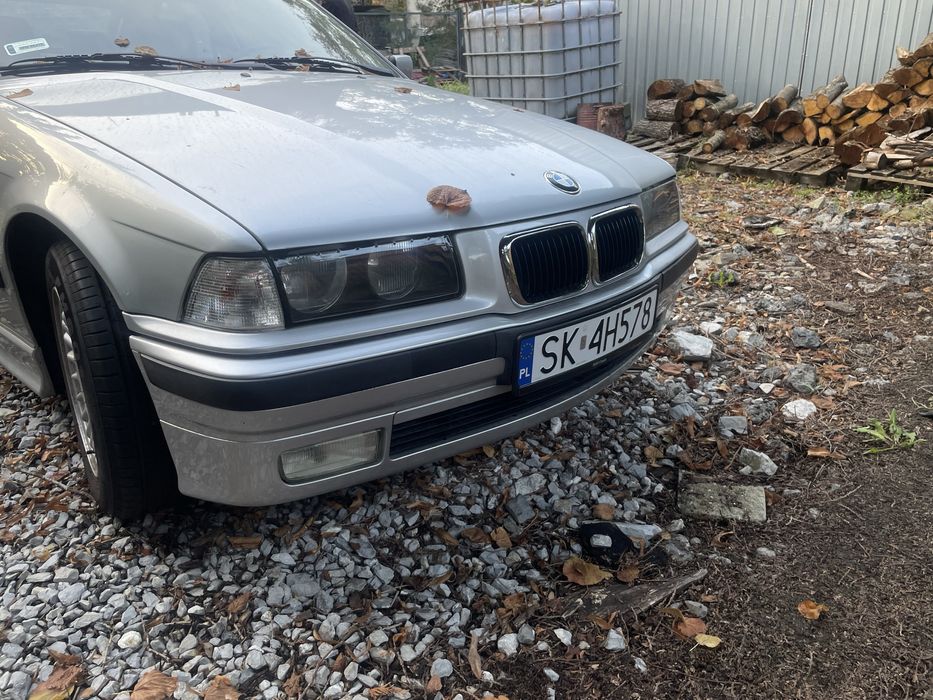 BMW E36 Compact 316i automat - uszkodzony