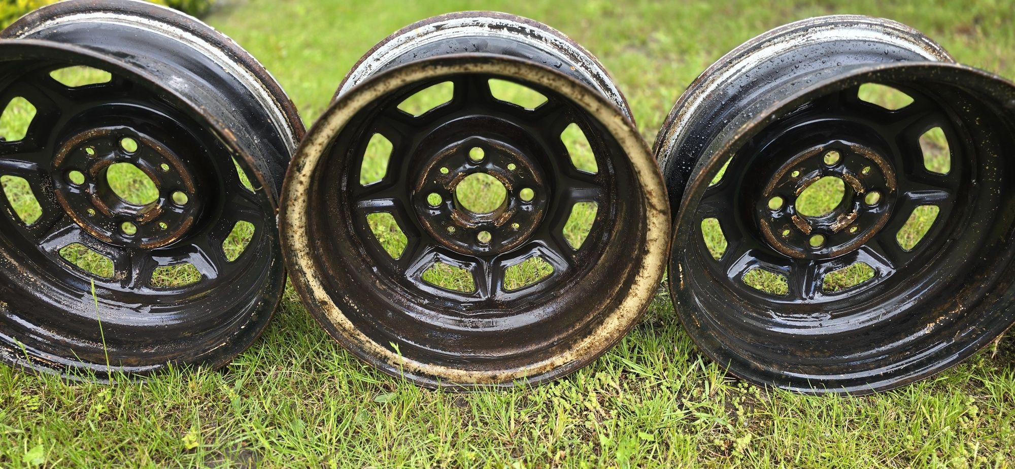 Felgi stalowe BMW oryginal 13 cali ET18 4x100 Rekin E30