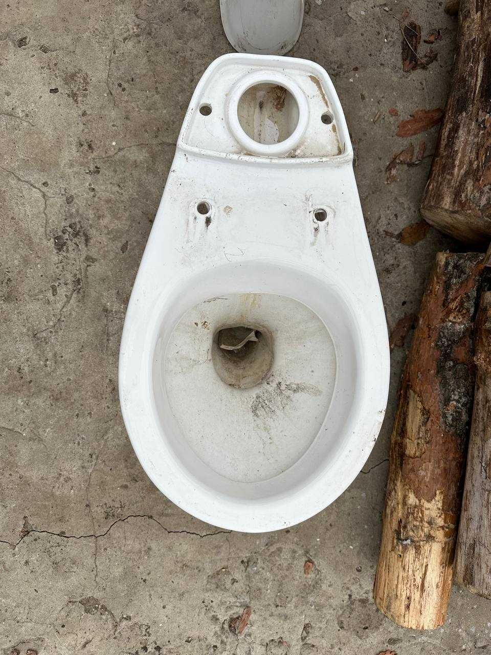 Продам унитазы для декора, садоводства.