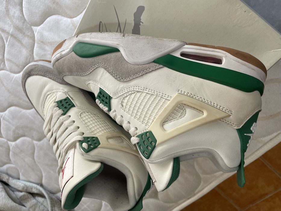 Air Jordan 4 Retro SP