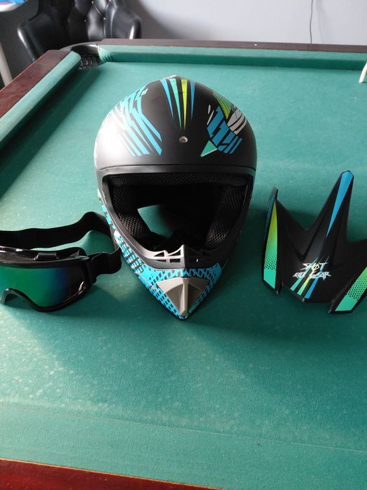 Capacete shot tamanho S