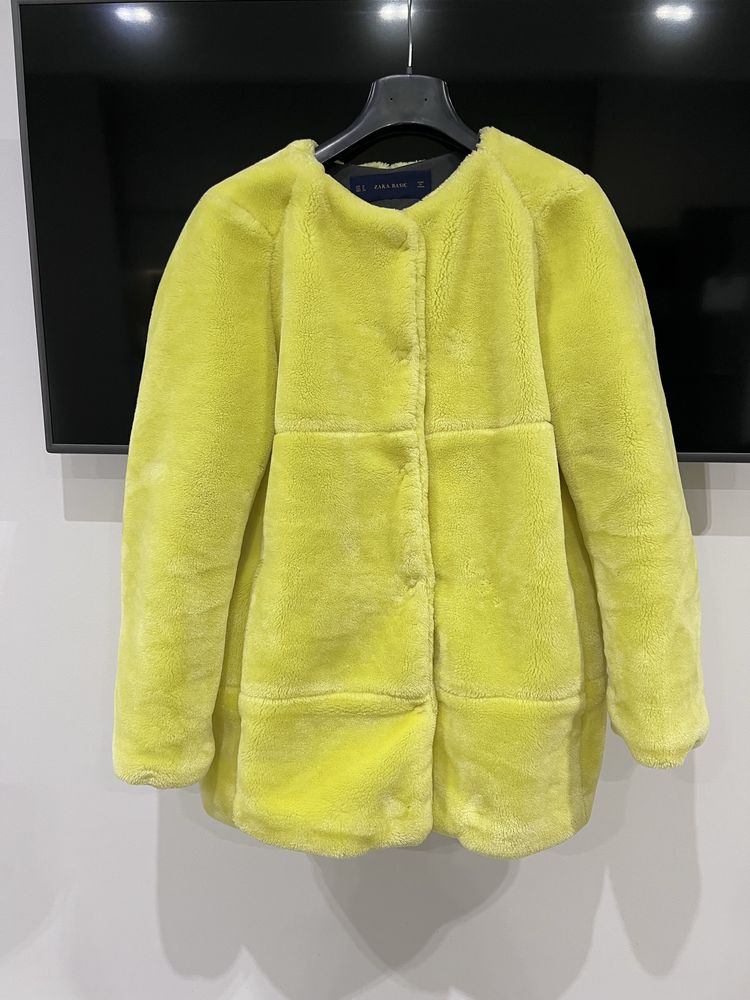 Шуба Zara , стан супер колір дуже гарний