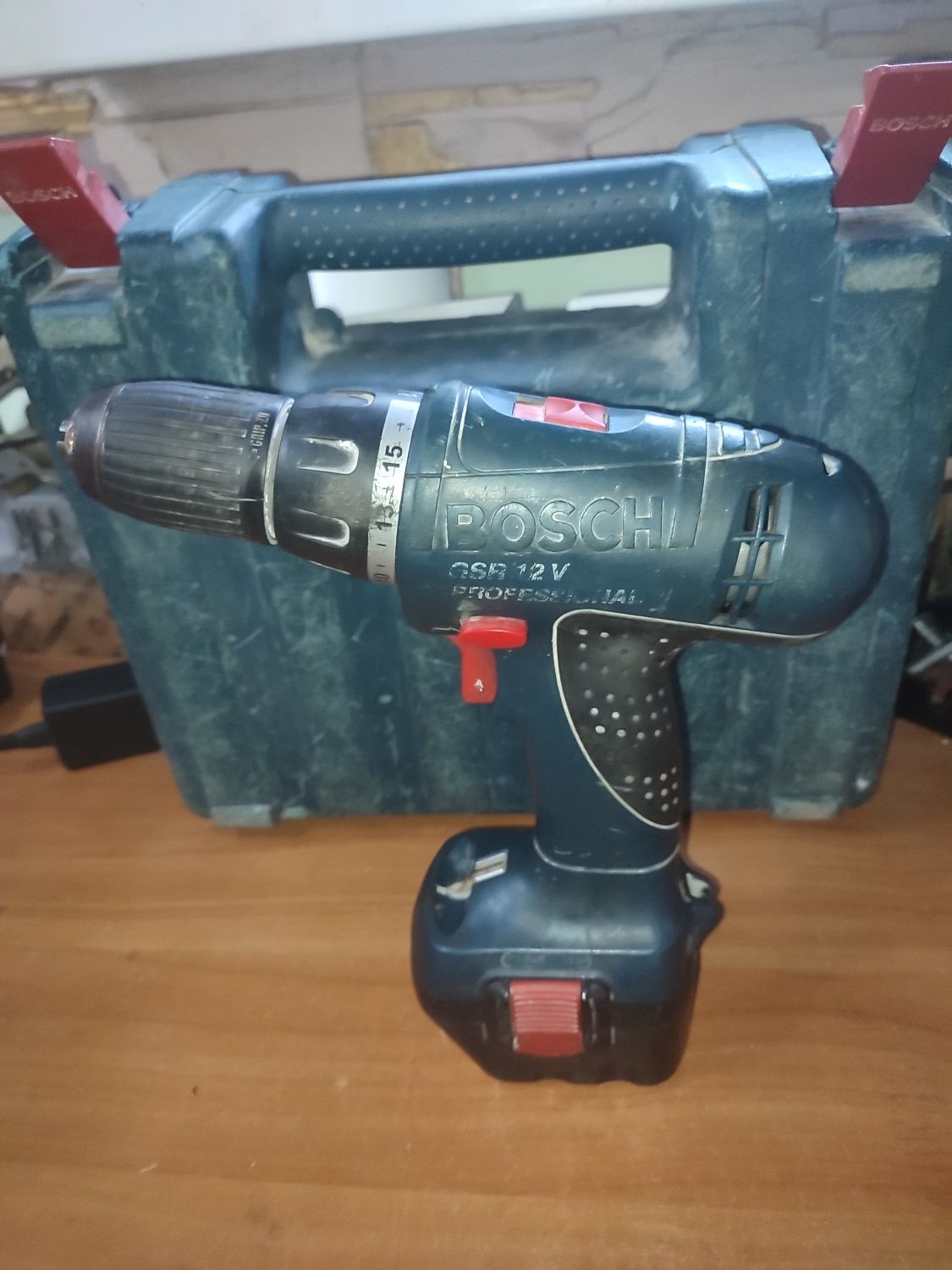 Шуруповерт Bosch gsr 12v professional