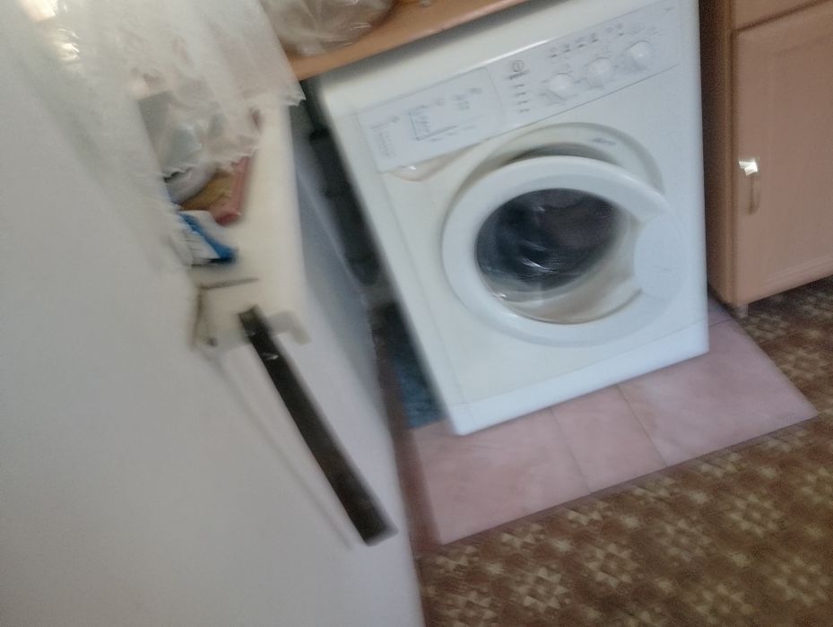 Стиральная машина indesit