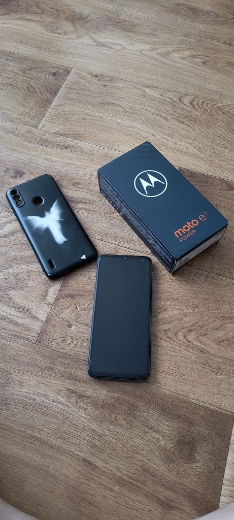 Motorola E7 power