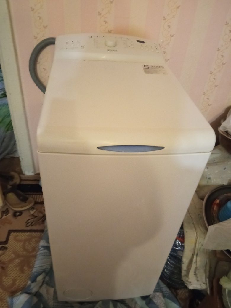 Стиральная машинка Whirlpool б/у!