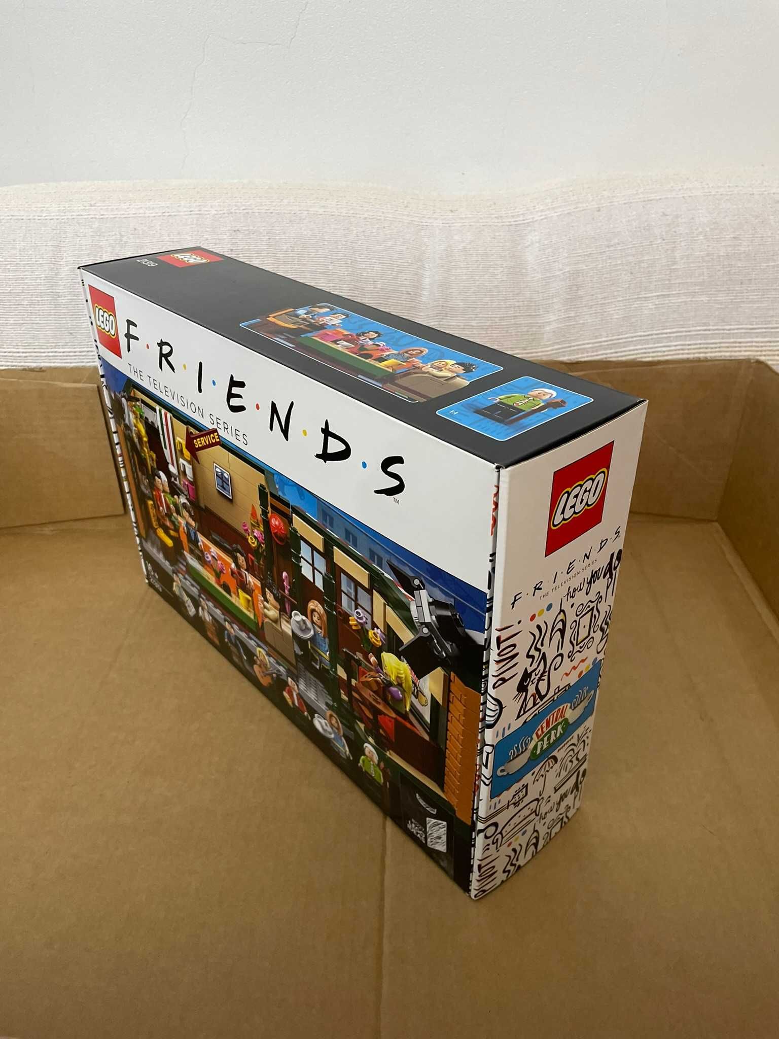 LEGO - Ideas - 21319 FRIENDS Central Perk