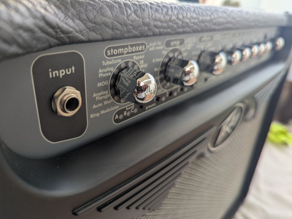 Peavey Vypyr 30 Amplificador Guitarra Elétrica
