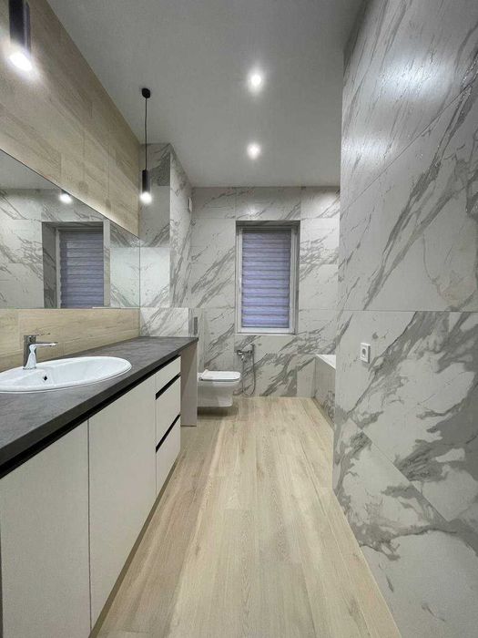 Будинок з ремонтом в Бучі на ділянці 5 сотки з Газом