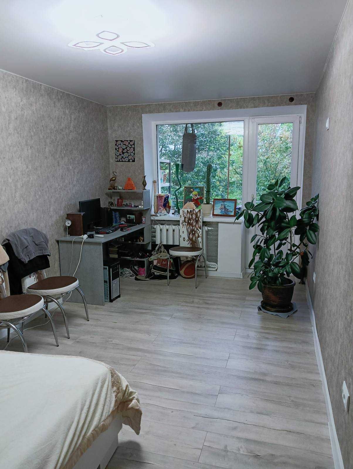 Продам 2кв 4/5 в Хмельницке 33000₴