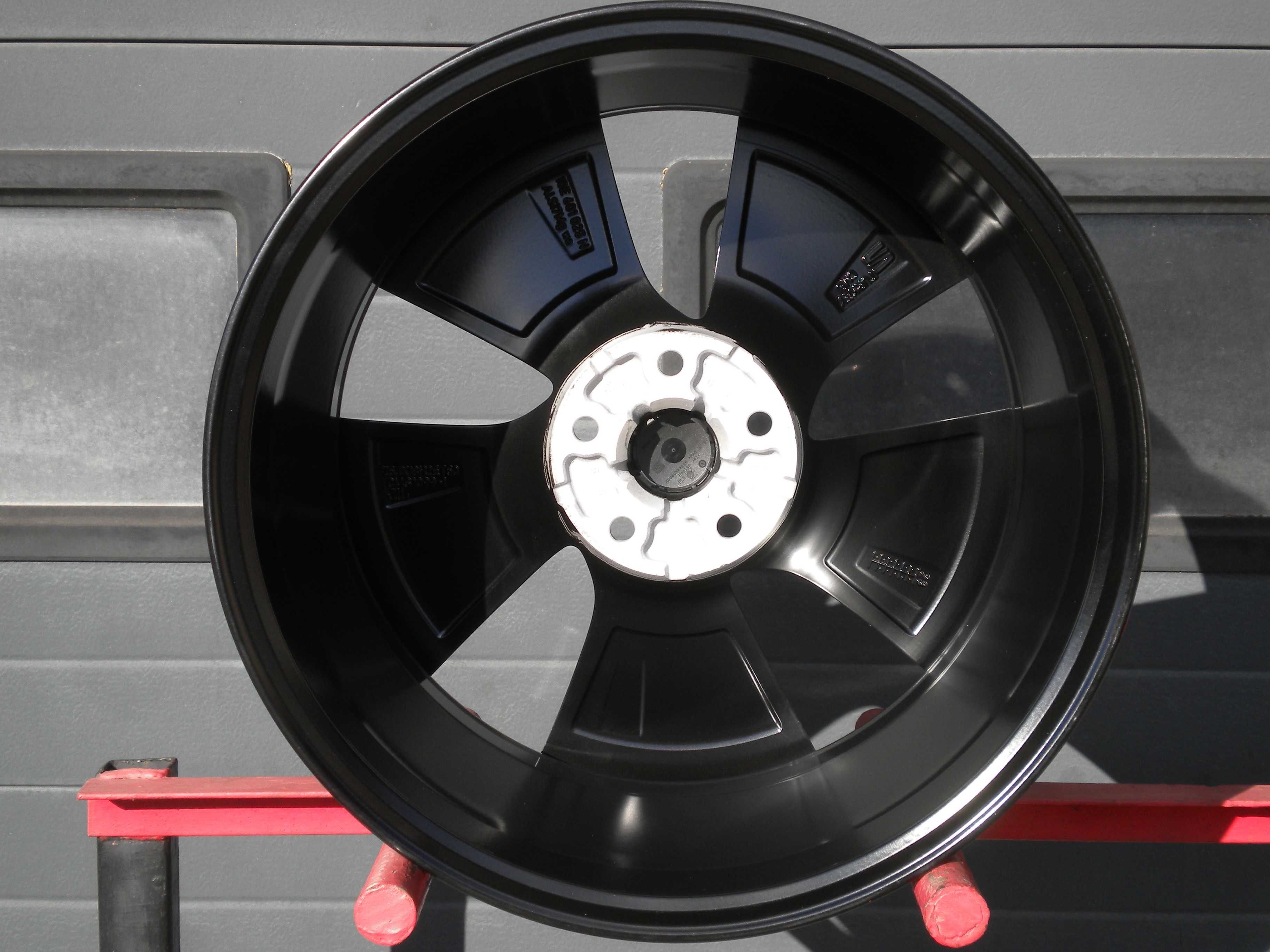 Felgi aluminiowe 18 5x112 OE Cupra Born Vw Golf VI VII VIII Touran