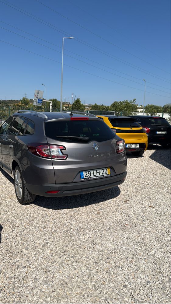 Renault Mégane Sport Tourer 1.5 dCi Dynamique 110cv – Janeiro 2011