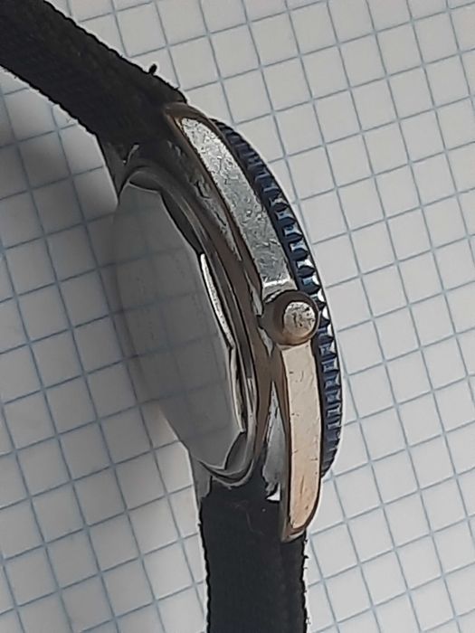 Годинник дайверський швейцарський чоловічий