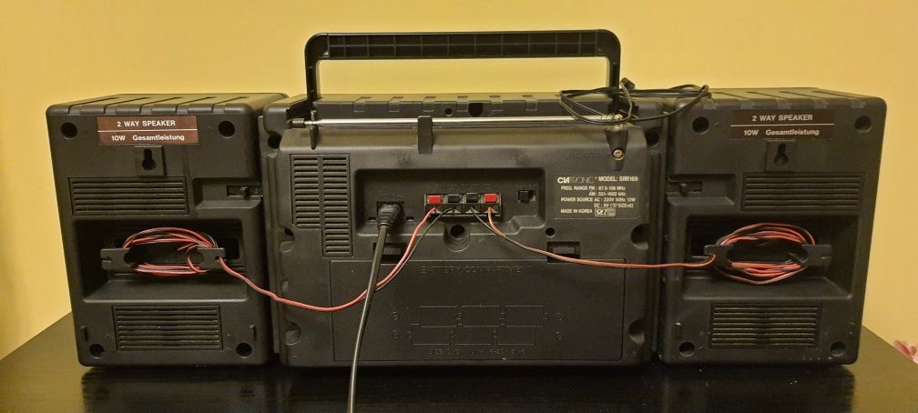 Radiomagnetofon boombox