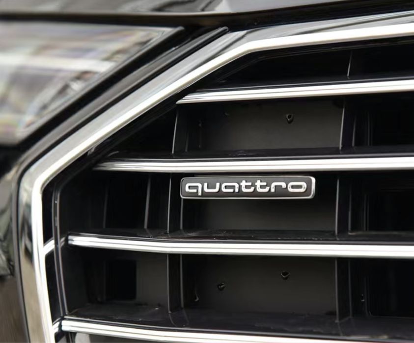 Шильдик эмблема audi a4 b9 q5 80a значок quattro в решетку радиатора