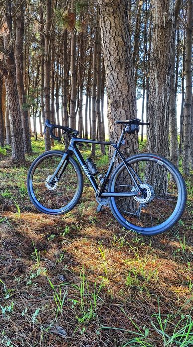 Rose backroad gravel