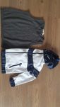 Bezrękawnik i bluza 110