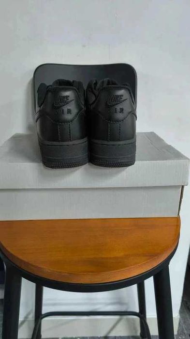 Buty biegania Nike Air Force 1 Black R.42