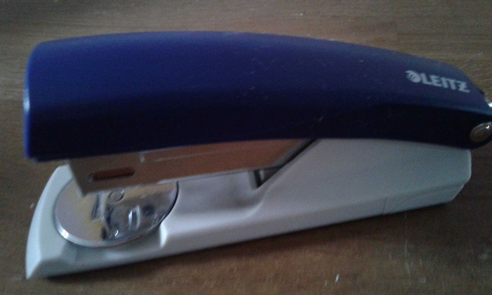 Степлер LEITZ 24/6 пластиковый.Стан б/в.
