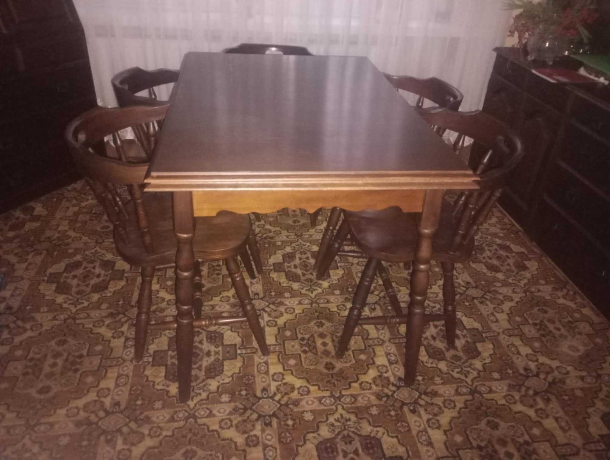 Sprzedam mebloscianke z stolem z krzesłami