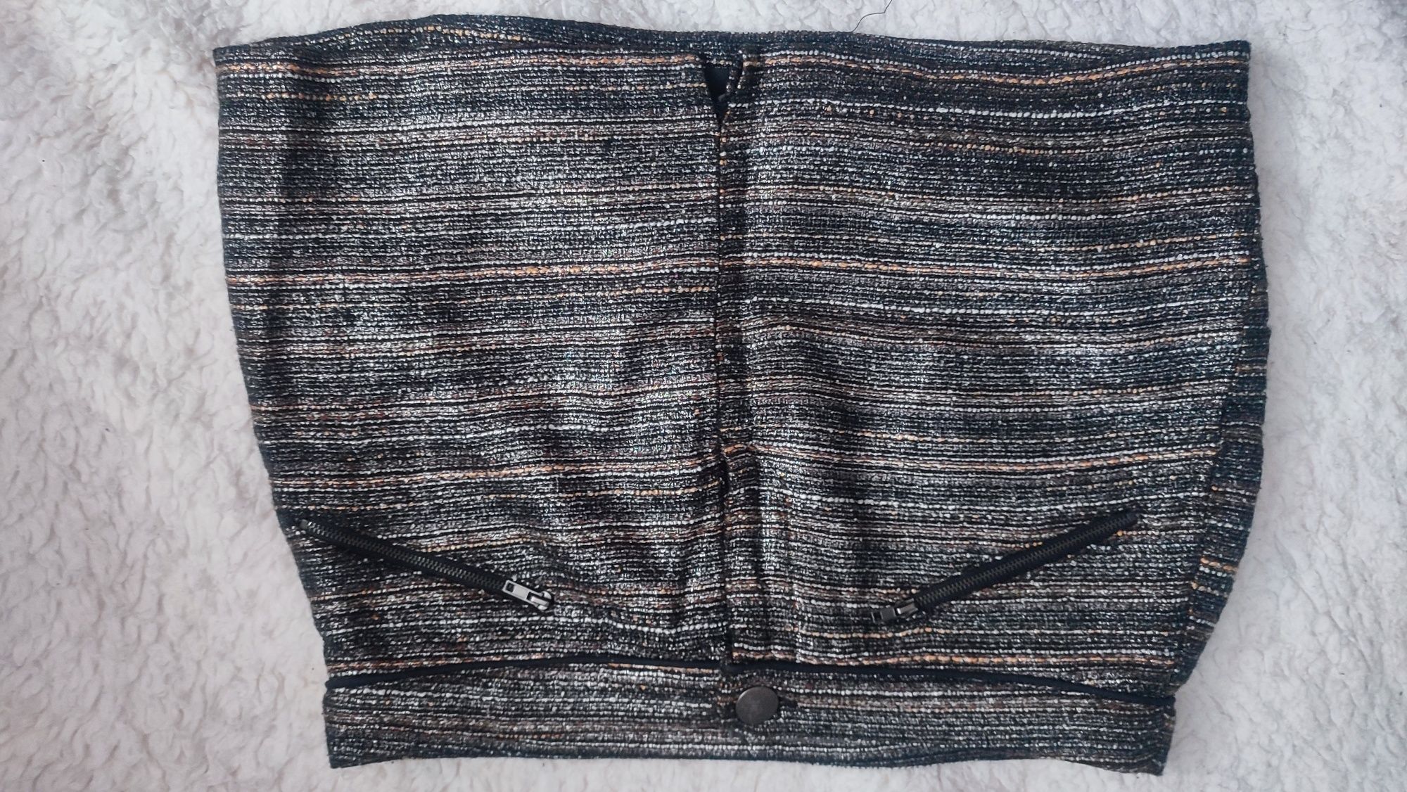 Spódnica mini z podszewką, metaliczne nici