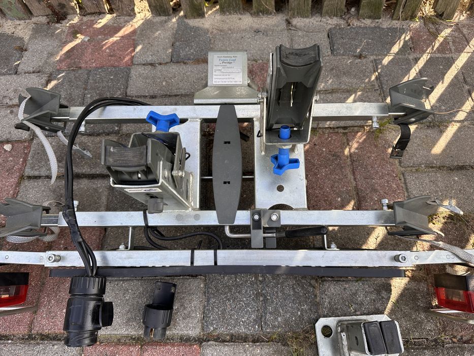 Bagażnik na hak uchylny 2 rowery Twinny load Prestige komplet ideał