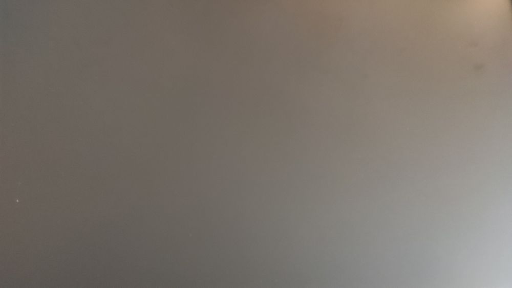 Secretária com led e suporte para 2 ecrãs