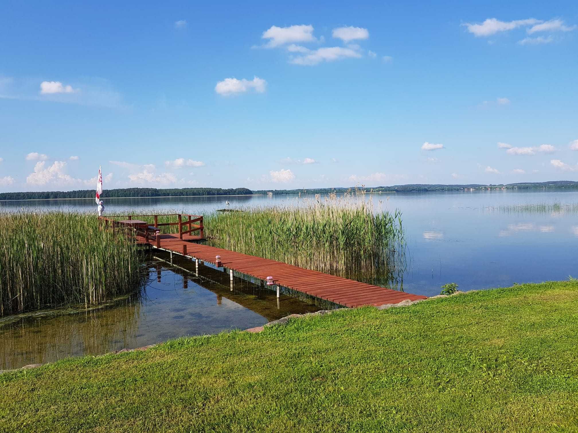 Domek letniskowy 3-6 os. nad jeziorem na Mazurach z linią brzegową